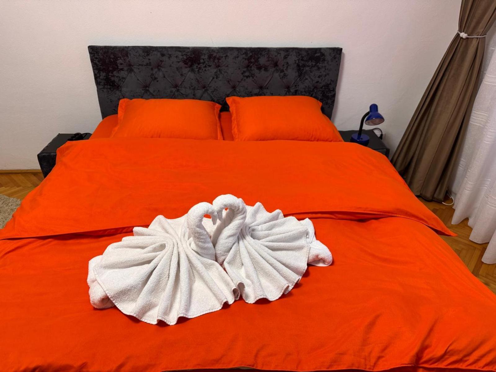 Linen Tree Apartment Băile Herculane Dış mekan fotoğraf